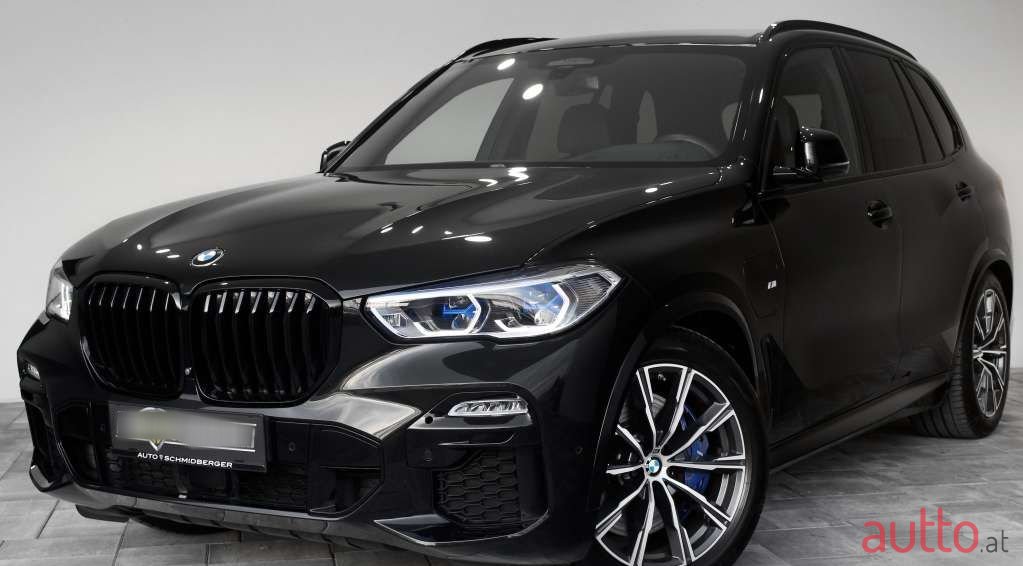 2021' BMW X5 photo #1
