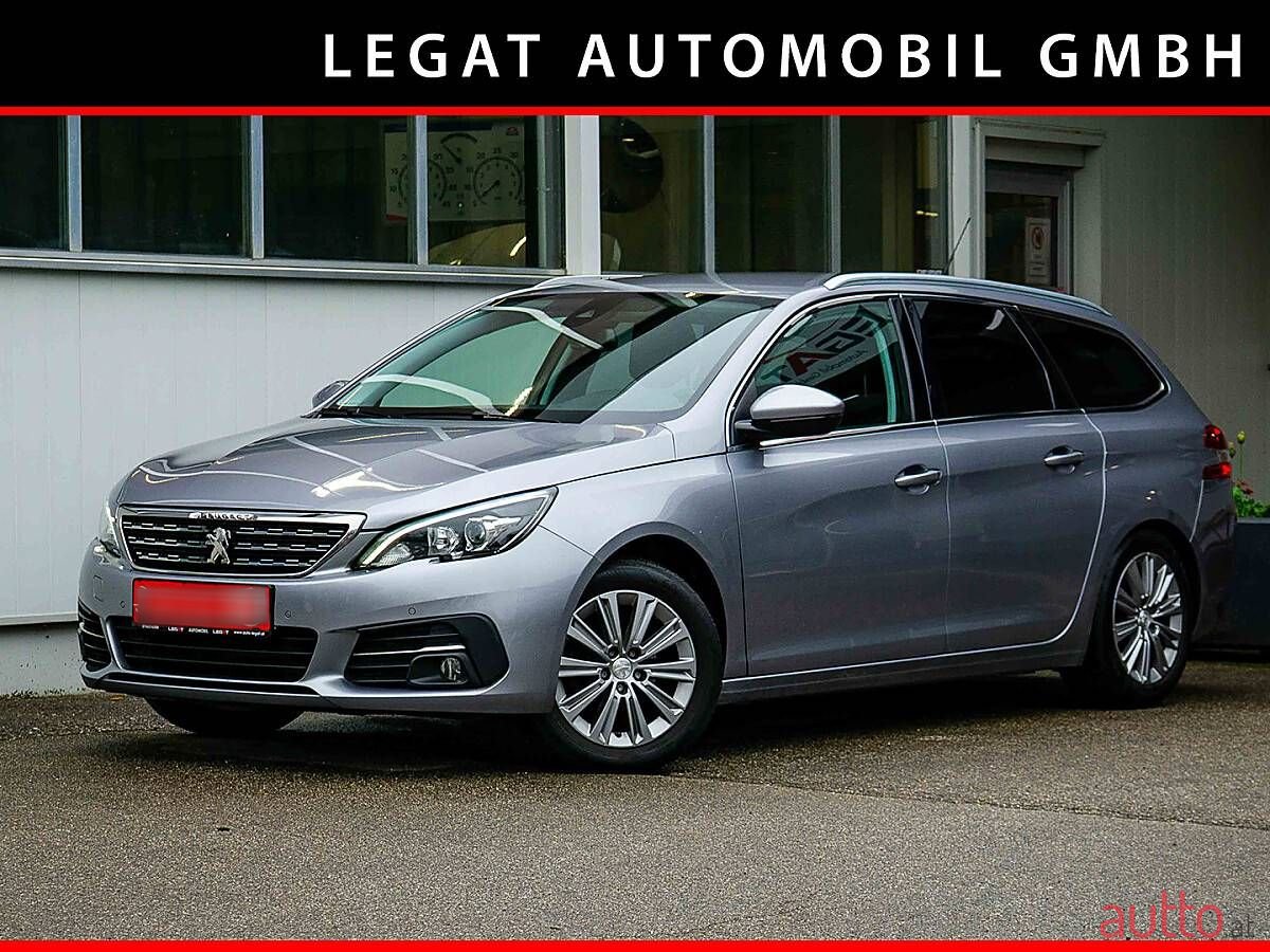 2021' Peugeot 308 photo #2