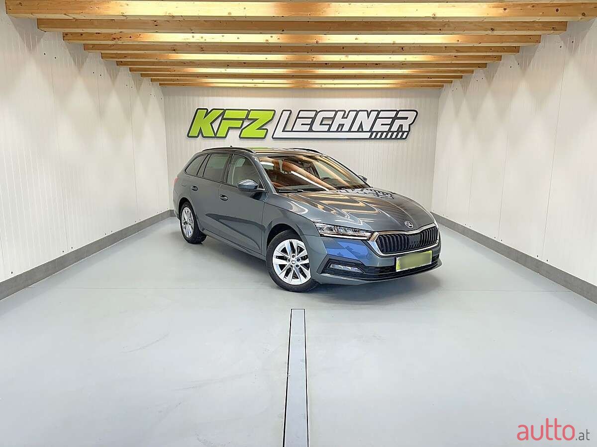 2021' Skoda Octavia photo #1