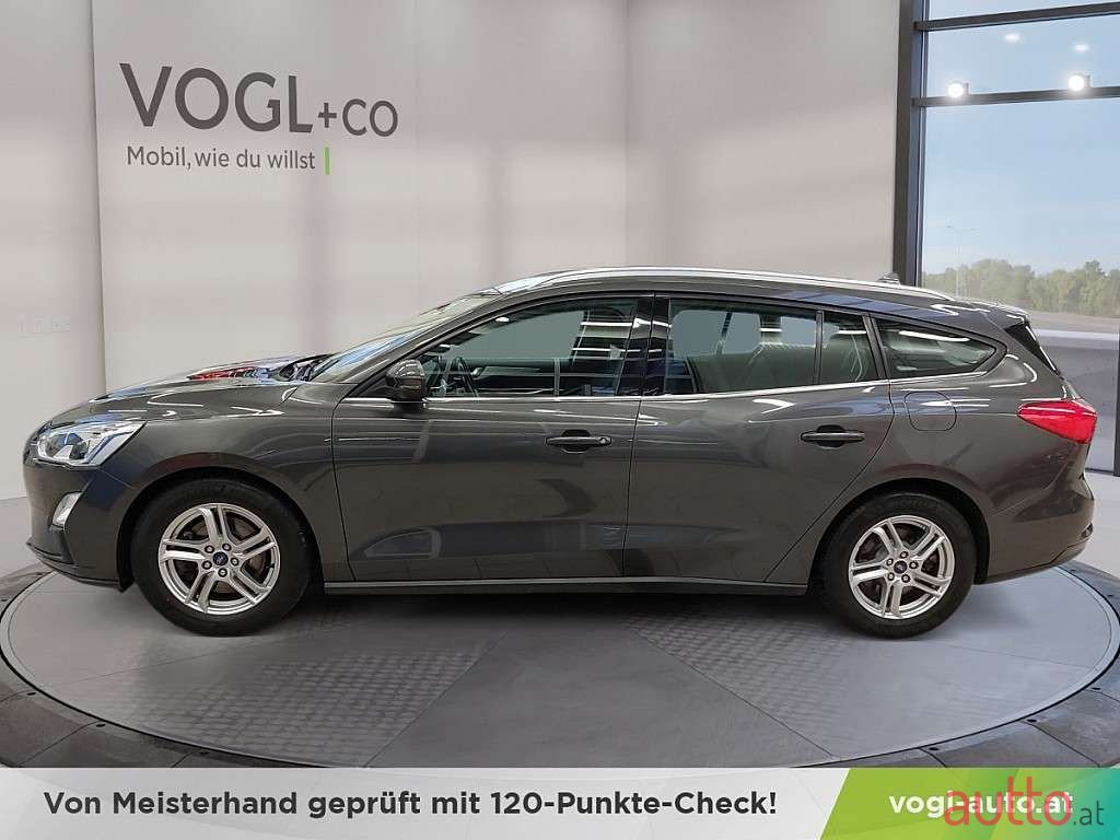 2019' Ford Focus photo #2