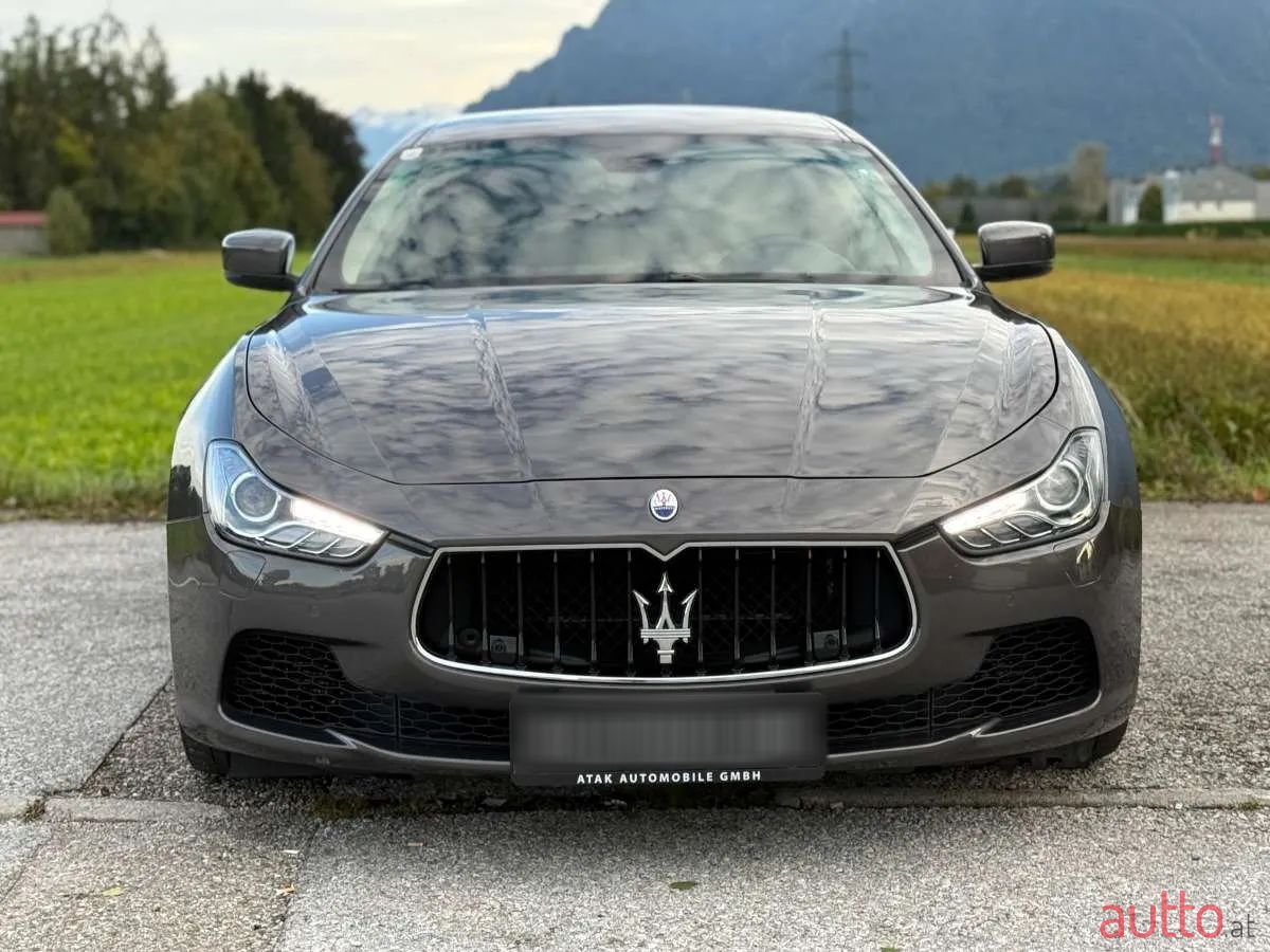 2014' Maserati Ghibli photo #4