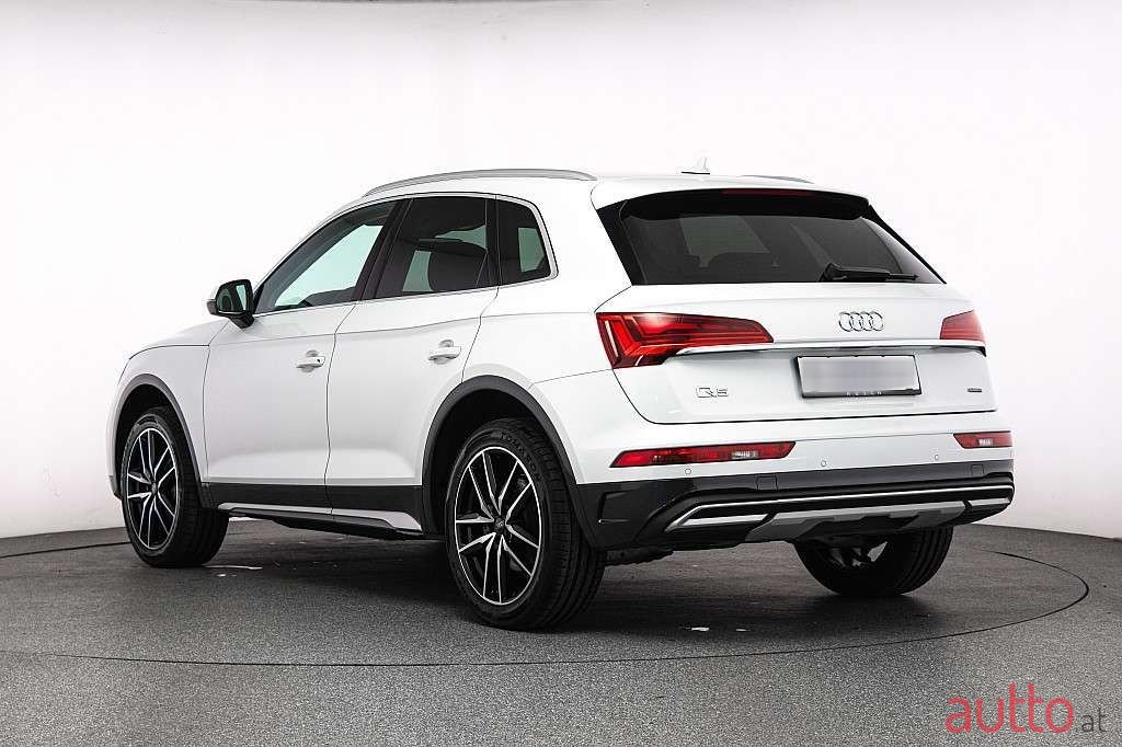 2022' Audi Q5 photo #4