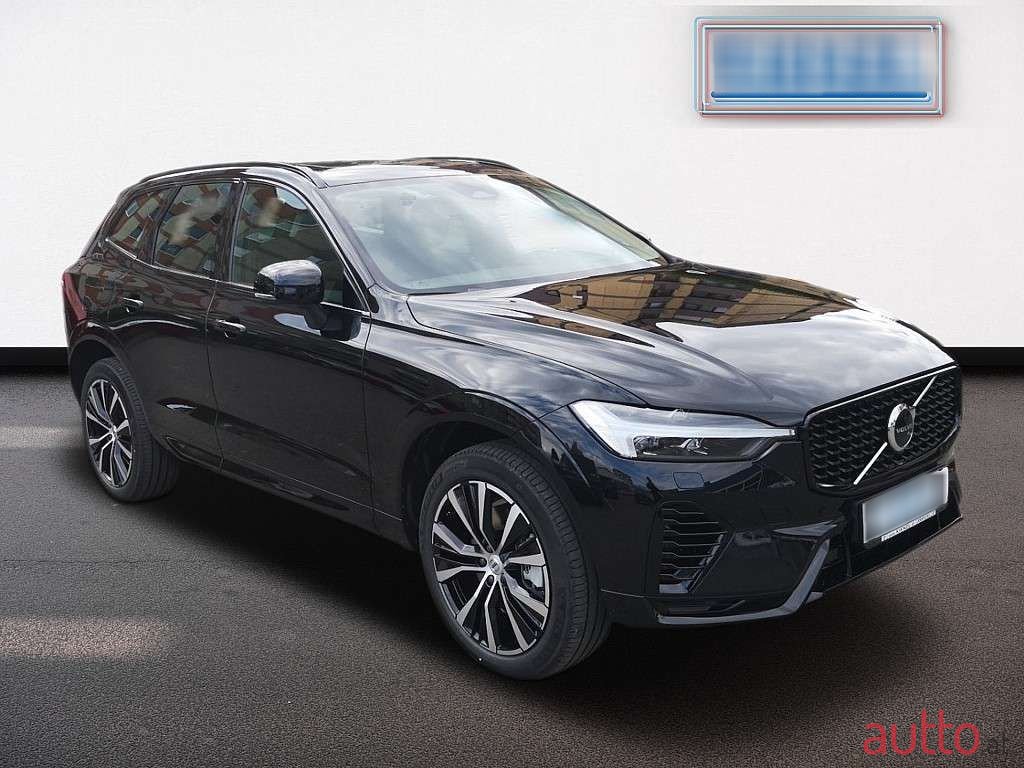 2022' Volvo XC60 photo #5