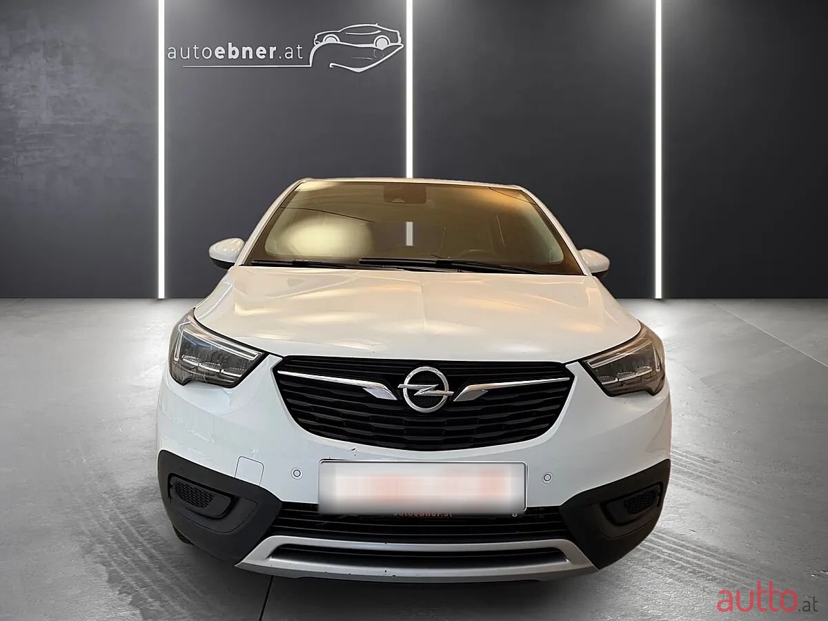 2020' Opel Crossland X photo #2