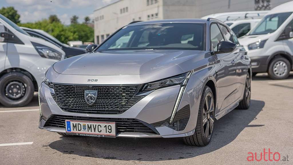 2022' Peugeot 308 photo #1