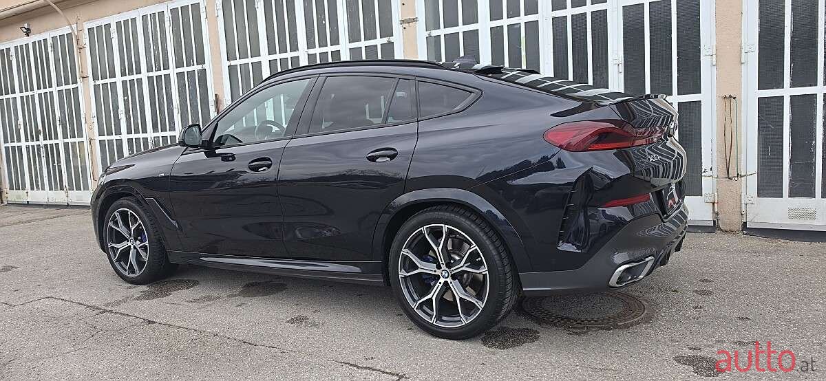 2021' BMW X6 photo #3
