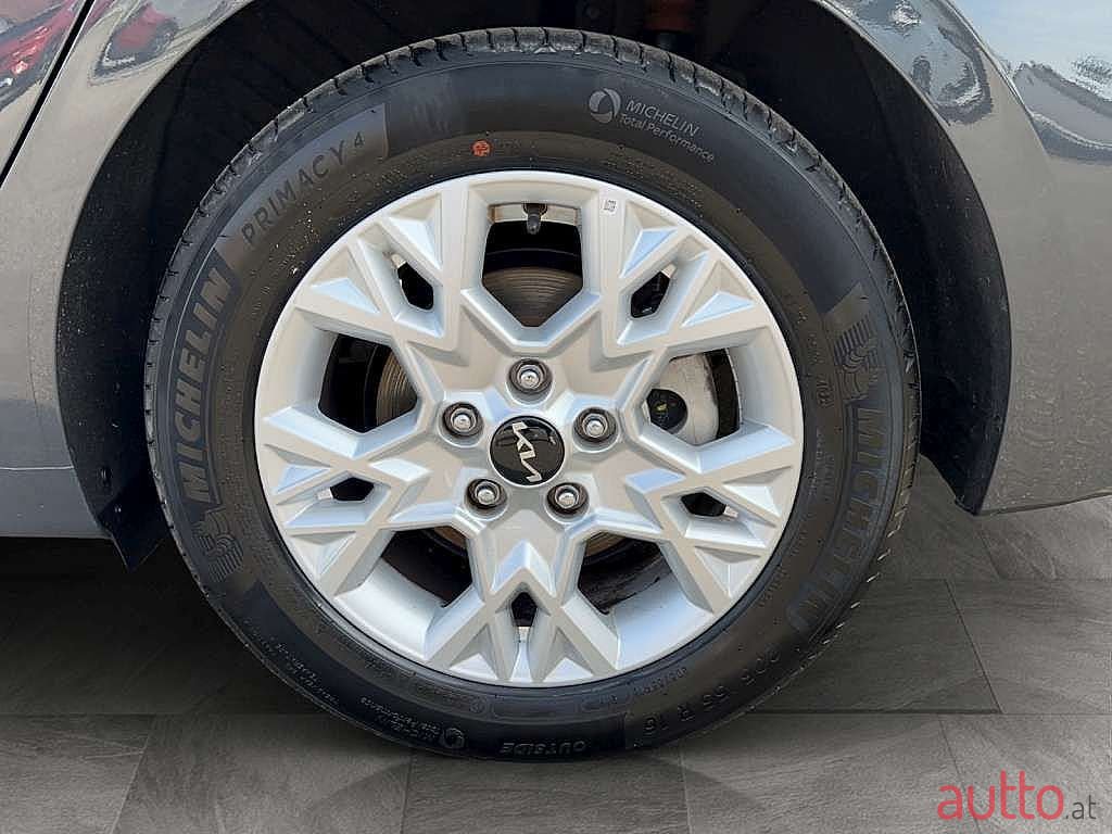 2022' Kia Ceed photo #6