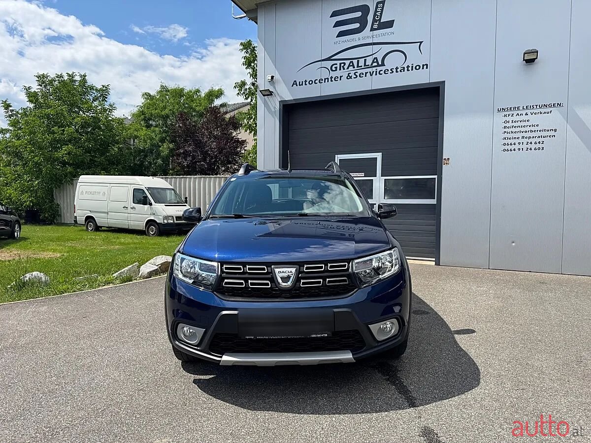 2018' Dacia Sandero photo #2