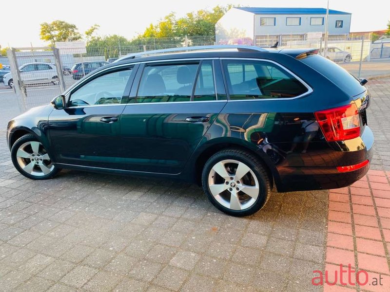 2016' Skoda Octavia photo #4