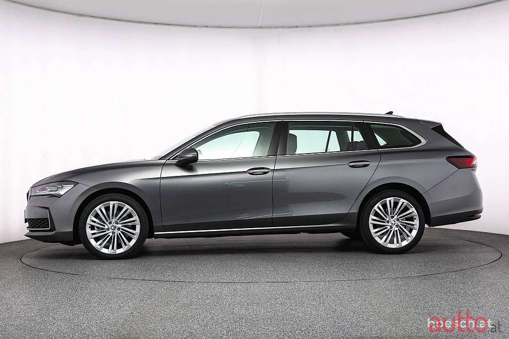 2024' Skoda Superb photo #3