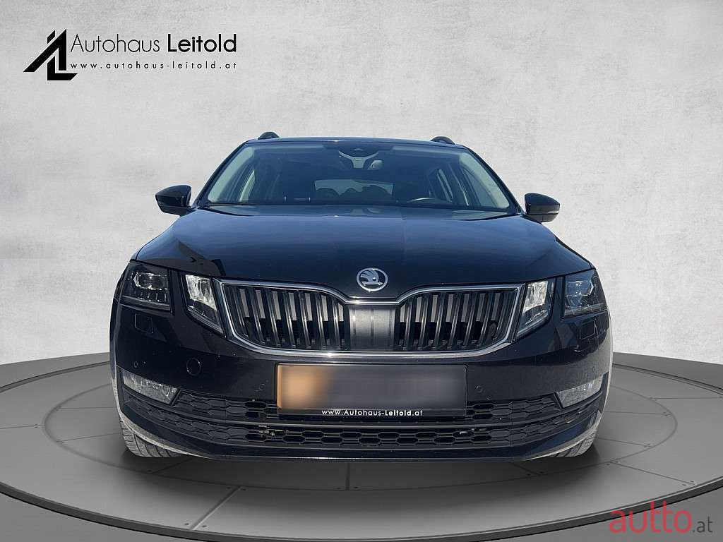 2019' Skoda Octavia photo #2