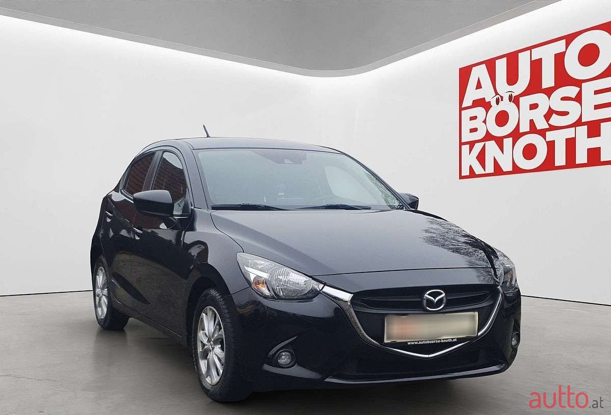 2015' Mazda Mazda2 photo #1