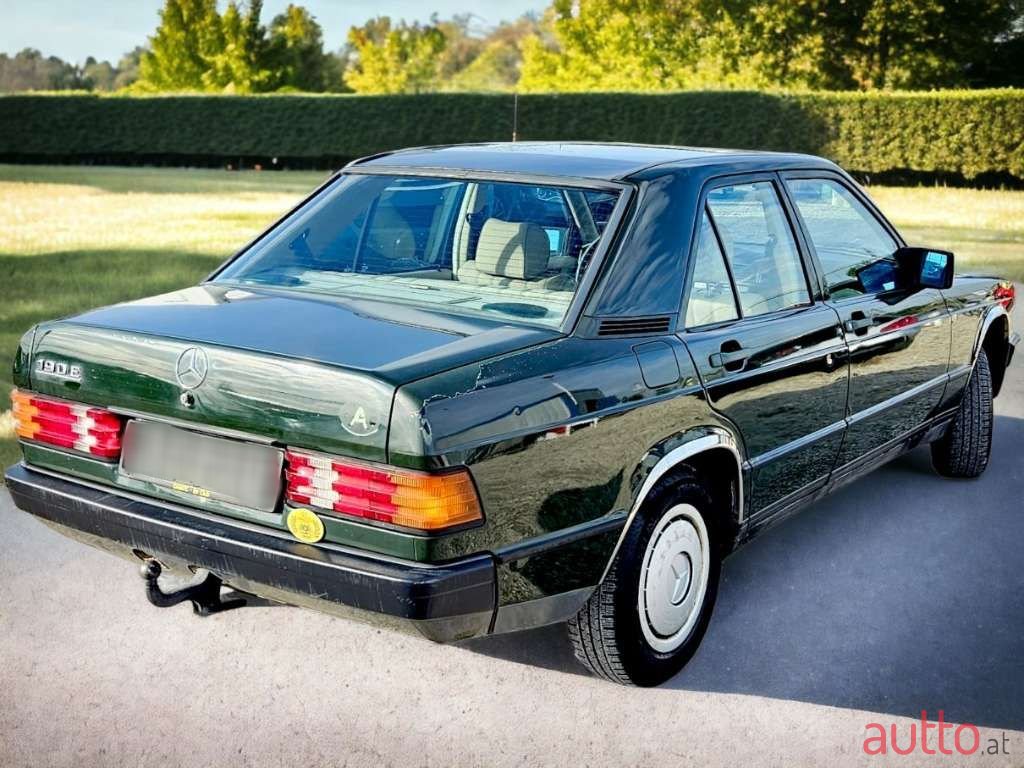 1986' Mercedes-Benz 190 photo #5