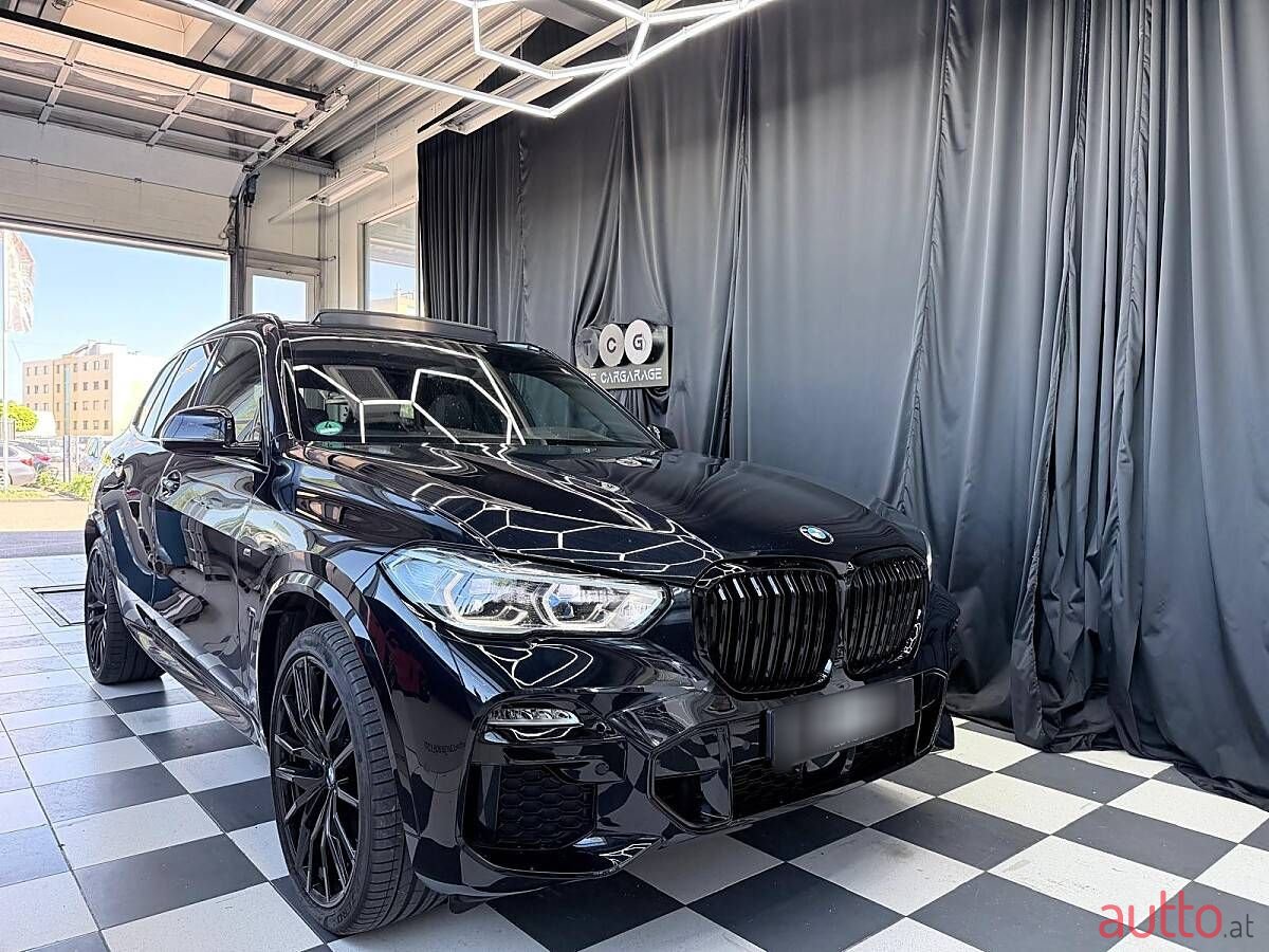 2020' BMW X5 photo #3