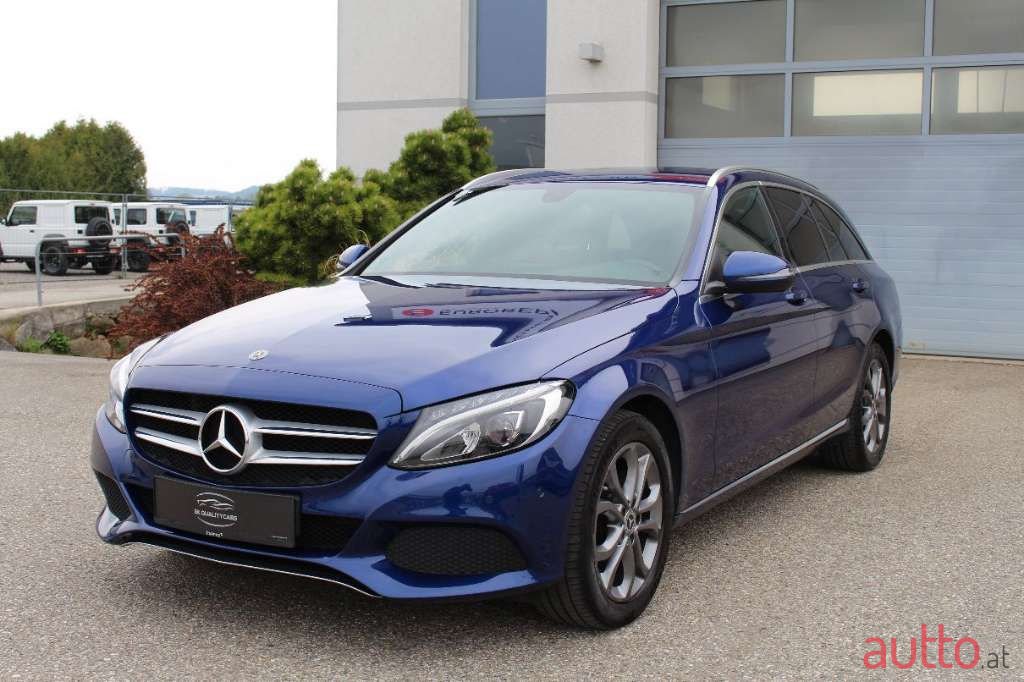 2018' Mercedes-Benz C-Klasse photo #2