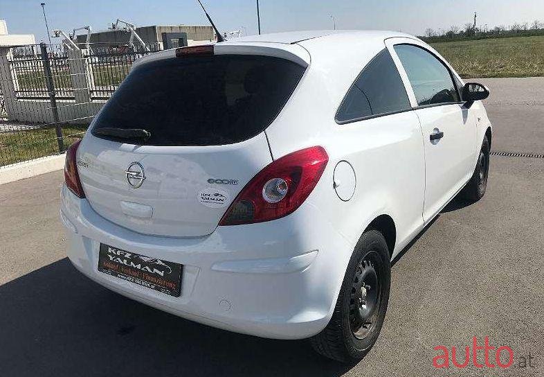 2011' Opel Corsa photo #1