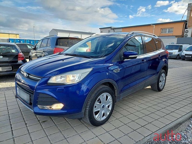 2014' Ford Kuga photo #2