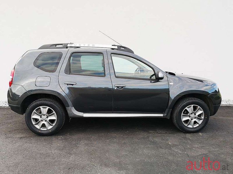 2014' Dacia Duster photo #4