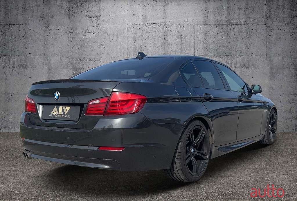 2010' BMW 5Er-Reihe photo #4