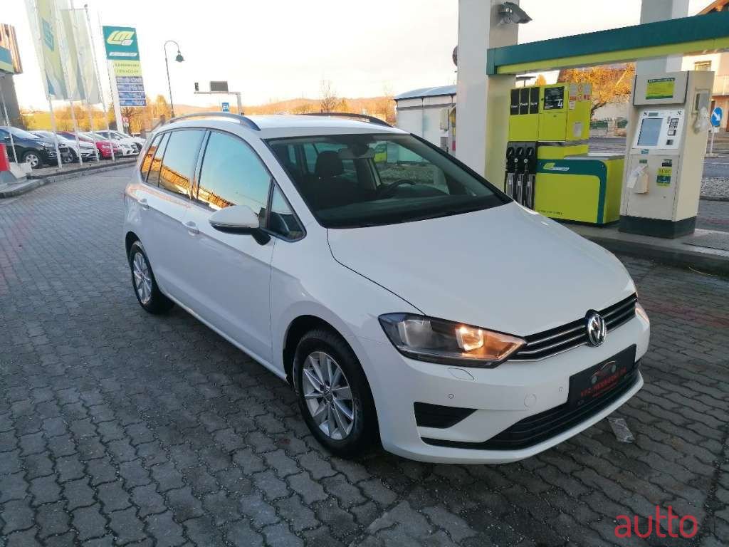 2014' Volkswagen Golf photo #3