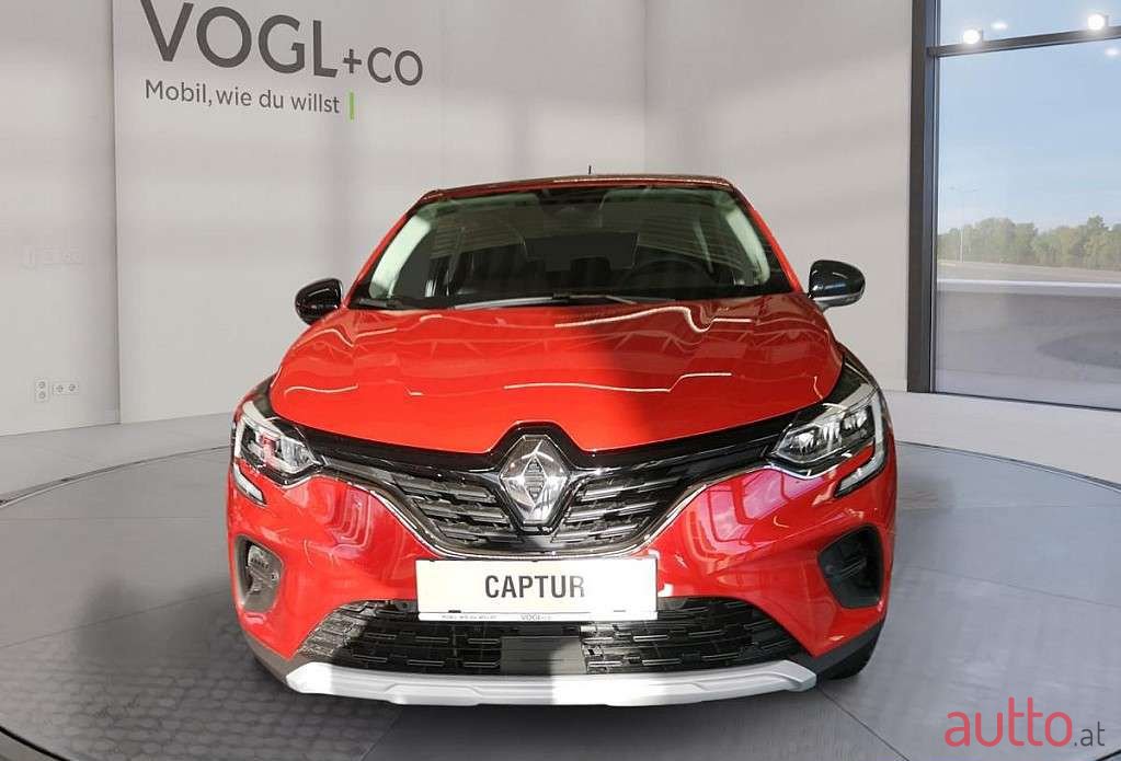 2023' Renault Captur photo #6