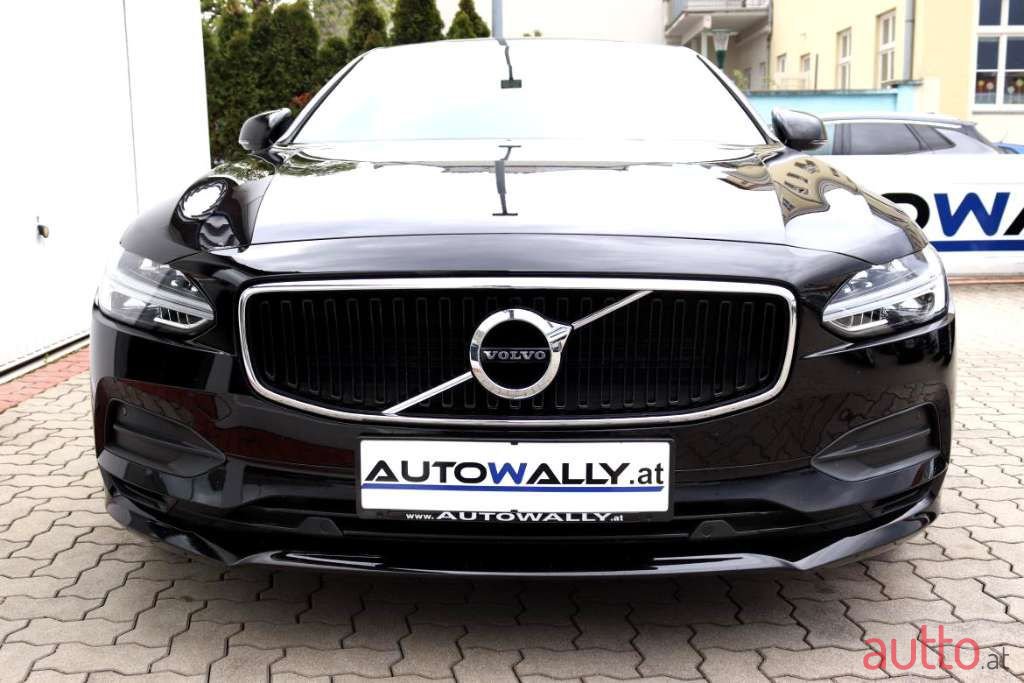 2018' Volvo S90 photo #3