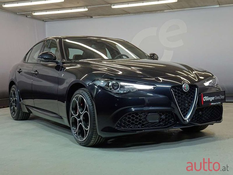 2023' Alfa Romeo Giulia photo #2