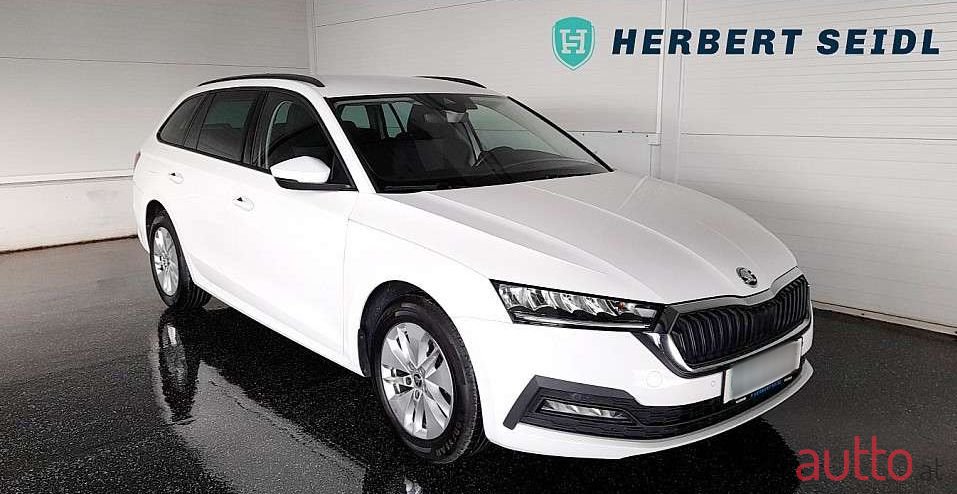 2020' Skoda Octavia photo #1