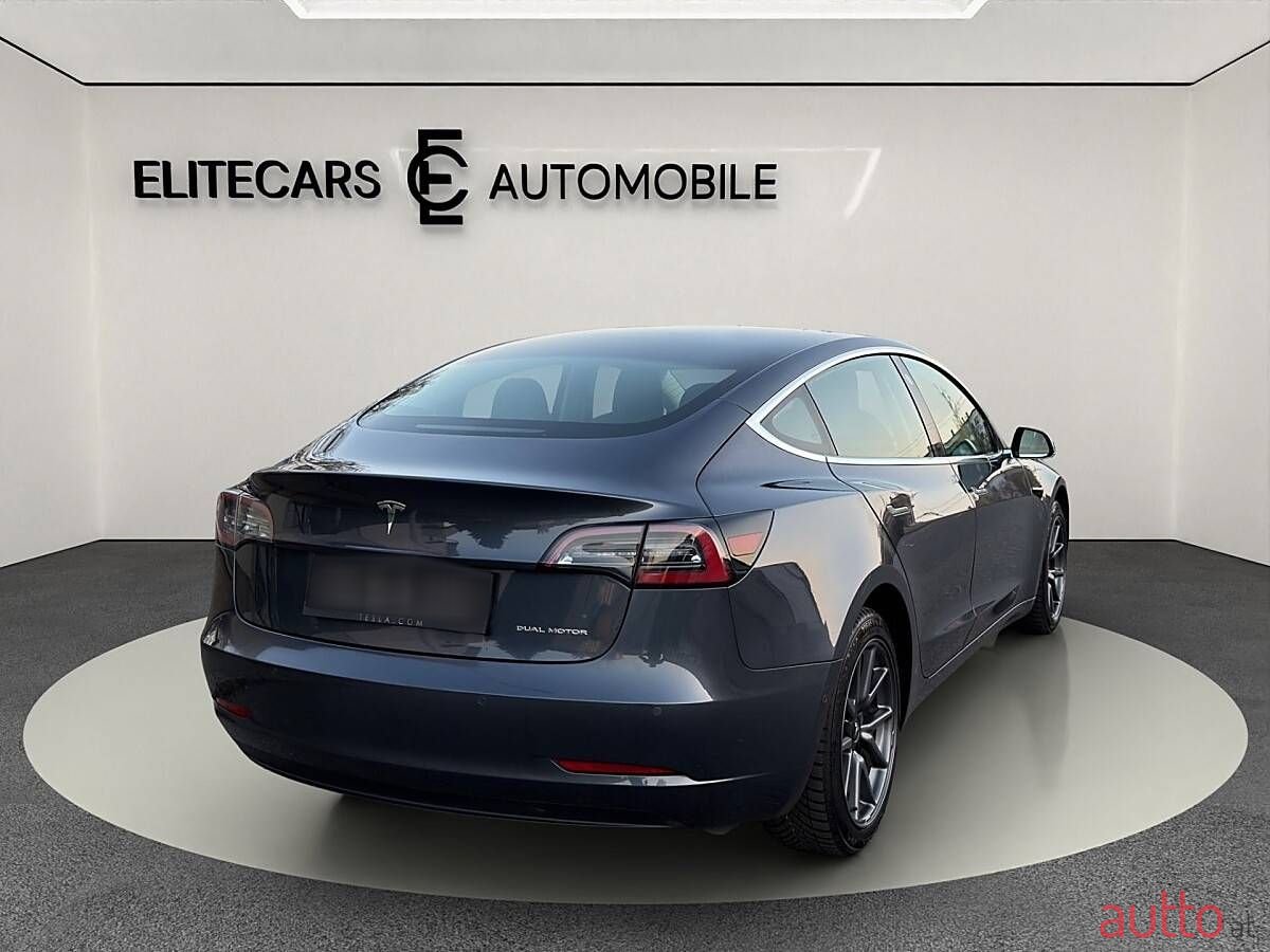 2020' Tesla Model 3 photo #2