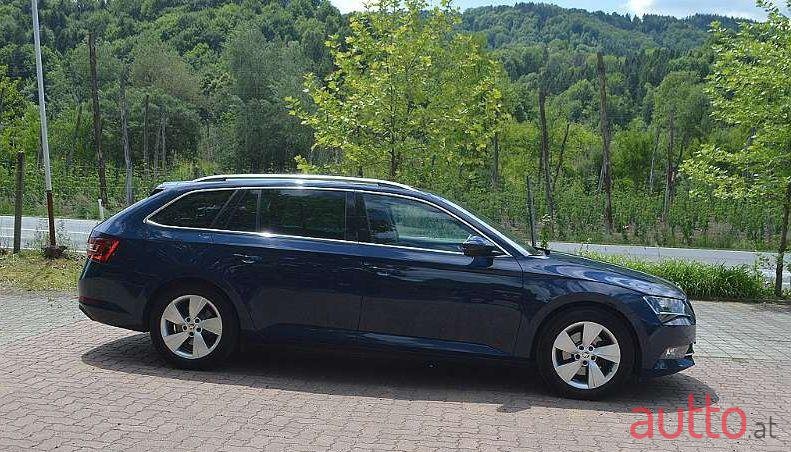 2016' Skoda Superb photo #1