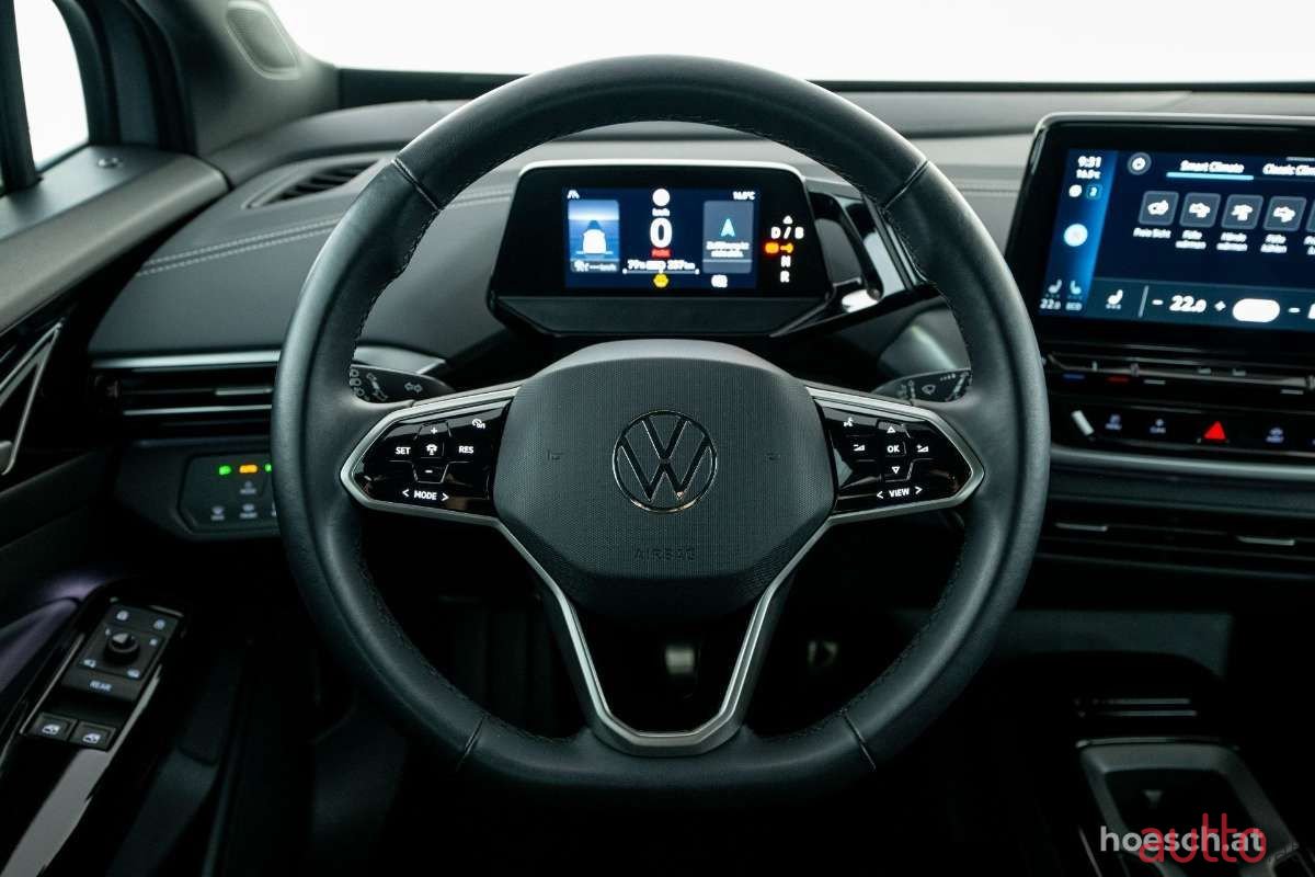 2023' Volkswagen ID.4 photo #6