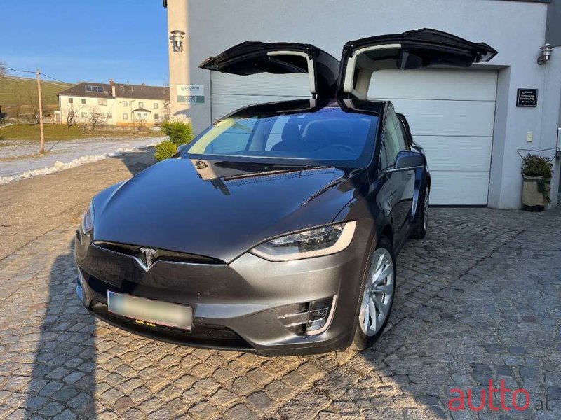 2016' Tesla Model X photo #3