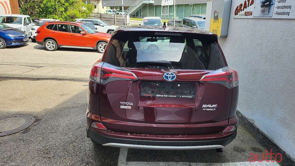 2016' Toyota RAV4 photo #4