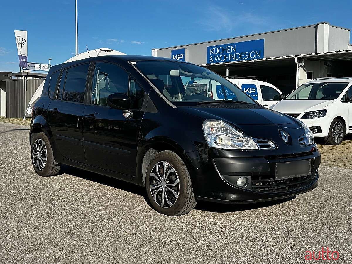 2010' Renault Modus photo #3