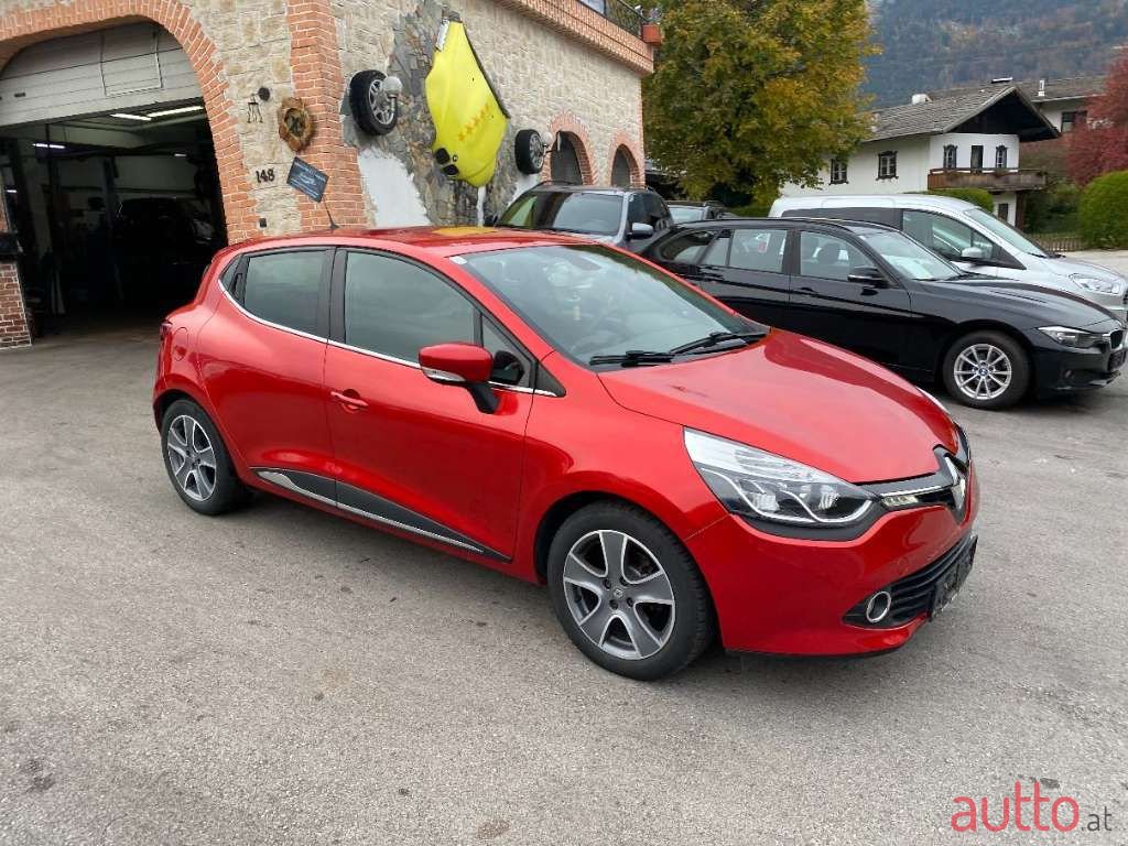 2015' Renault Clio photo #6