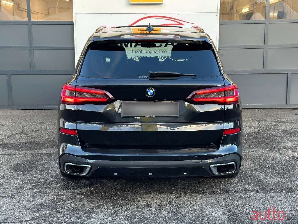 2021' BMW X5 photo #6