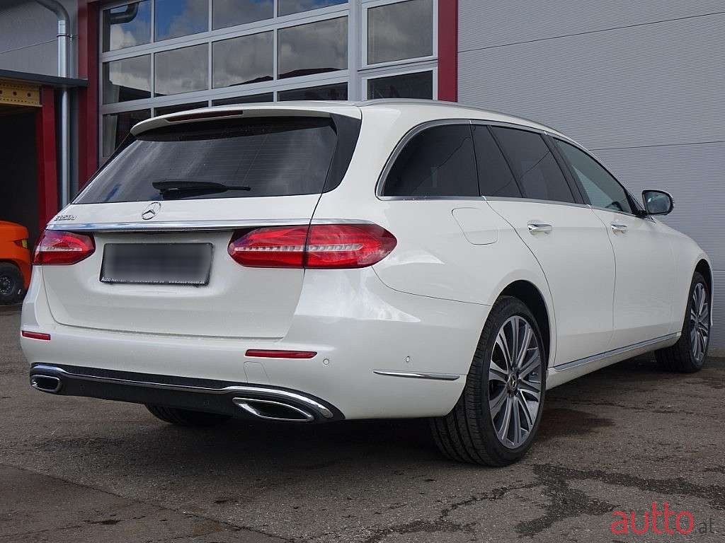 2020' Mercedes-Benz E-Klasse photo #3
