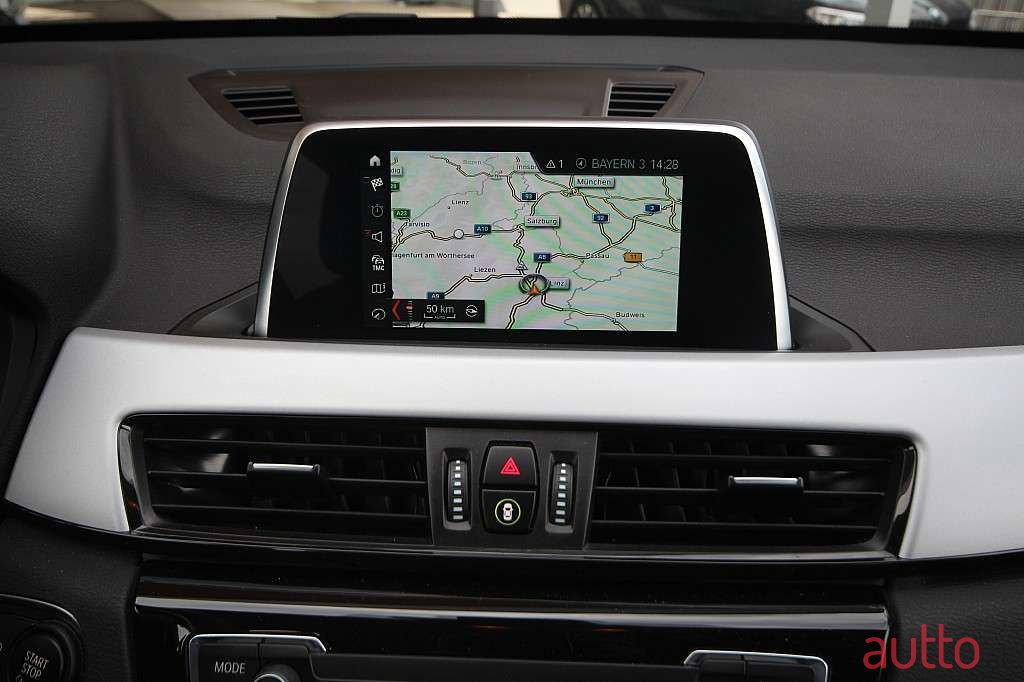 2018' BMW X1 photo #6