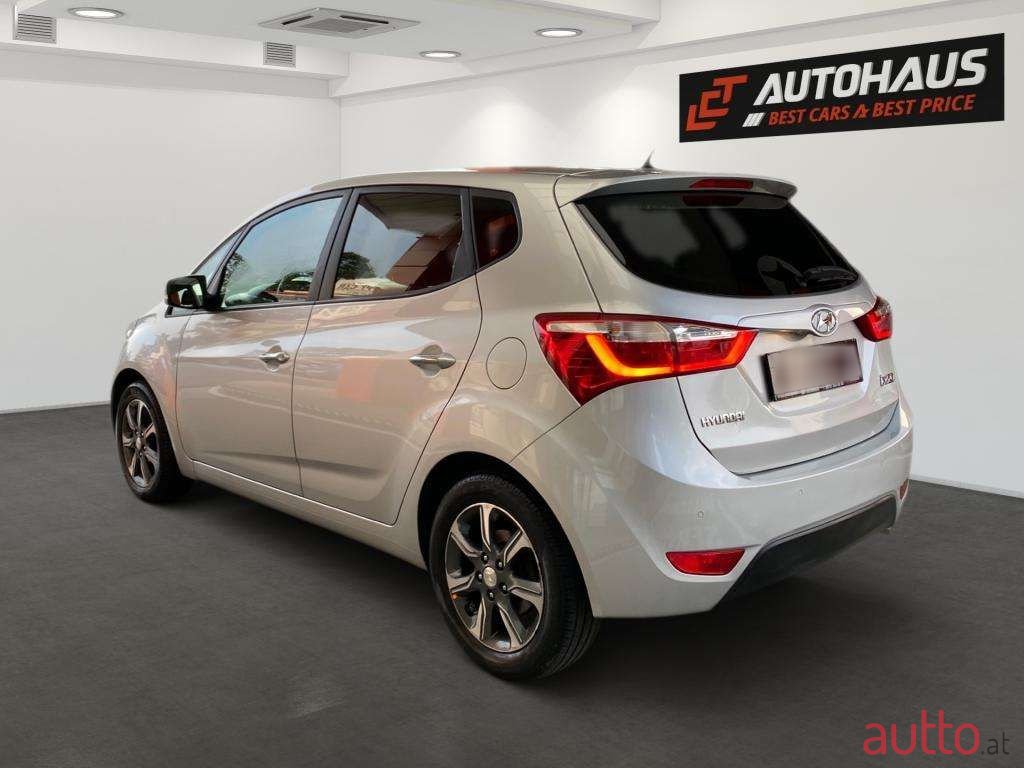 2018' Hyundai ix20 photo #3