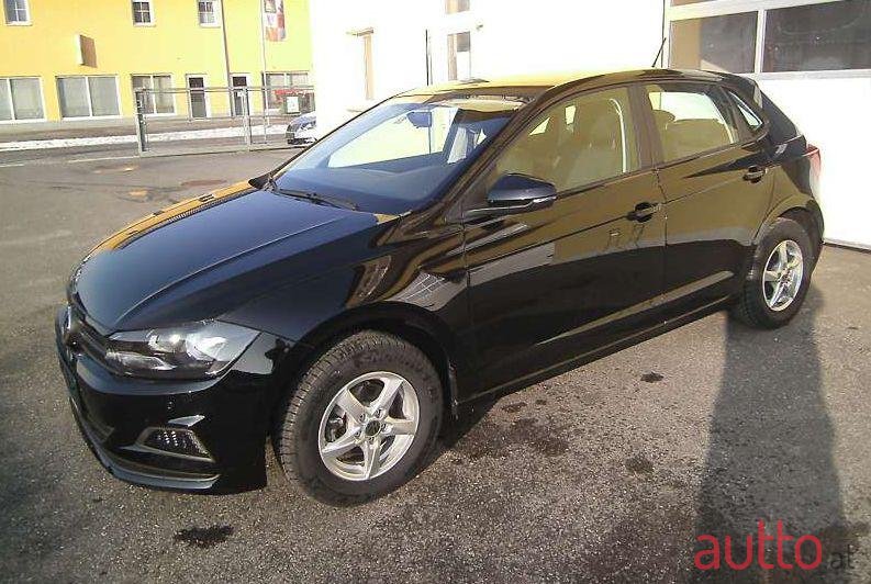 2018' Volkswagen Polo photo #3