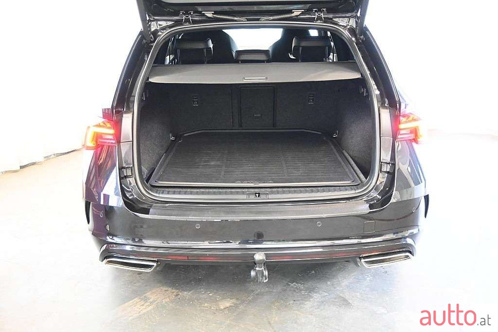 2022' Skoda Octavia photo #5