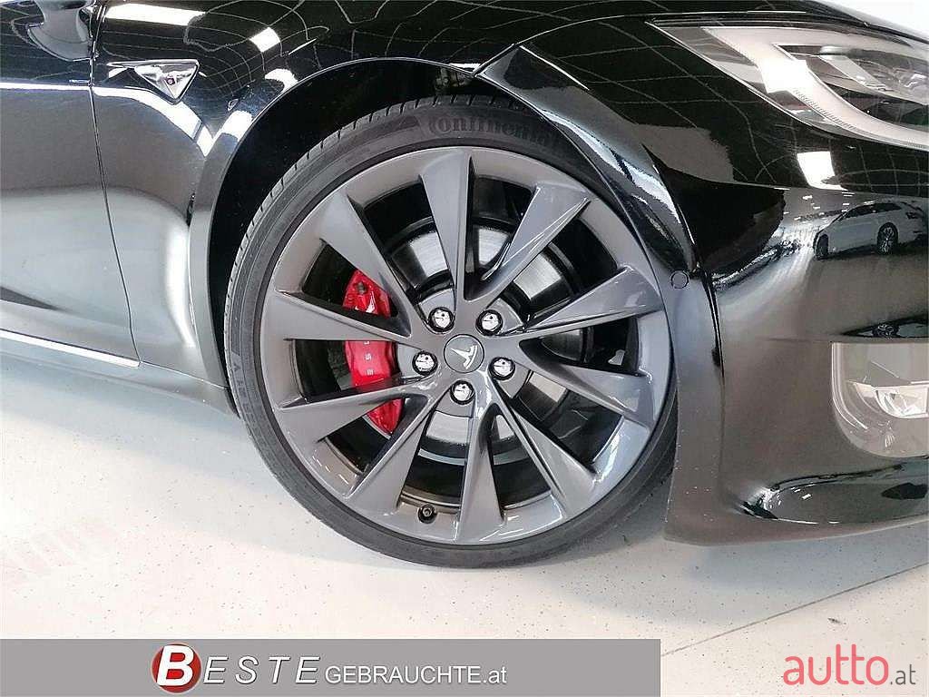 2019' Tesla Model S photo #3