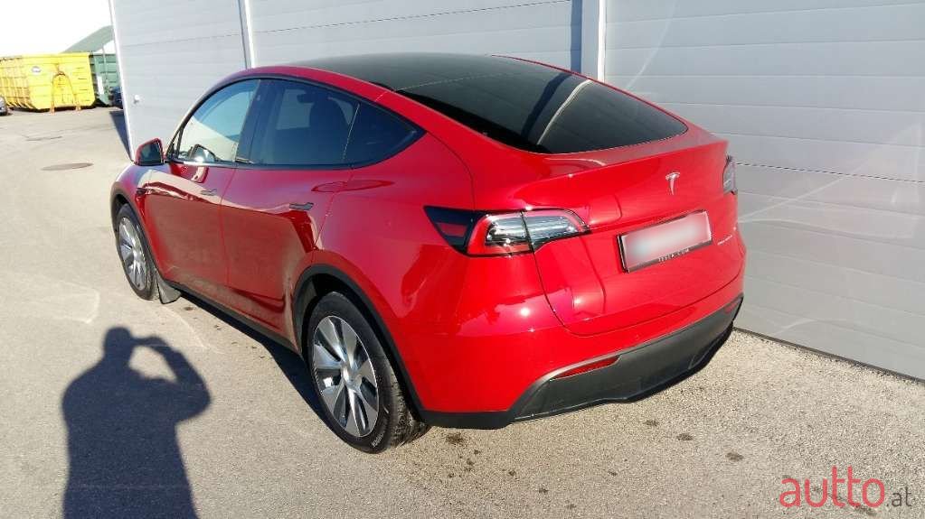 2022' Tesla Model Y photo #4