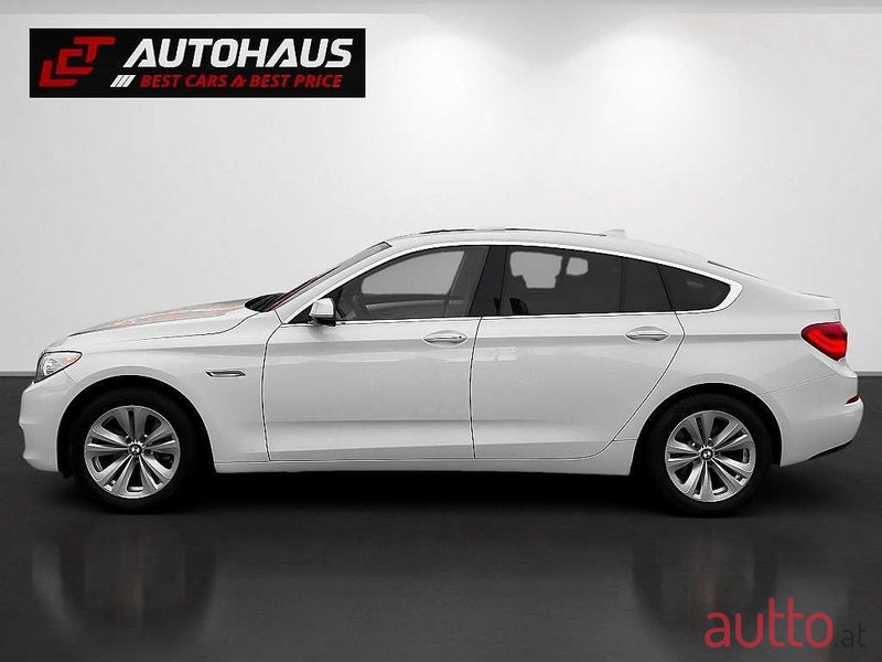 2015' BMW 5Er-Reihe photo #2