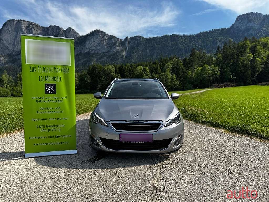 2015' Peugeot 308 photo #1