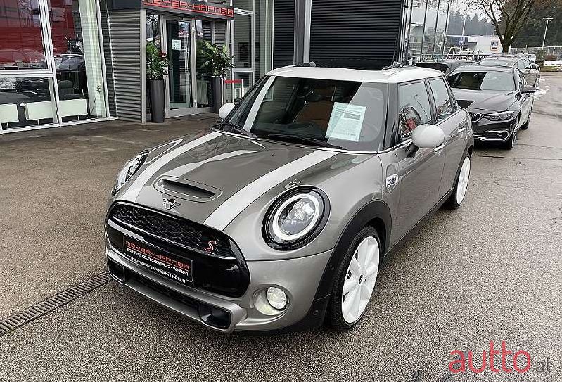 2018' MINI Mini photo #1