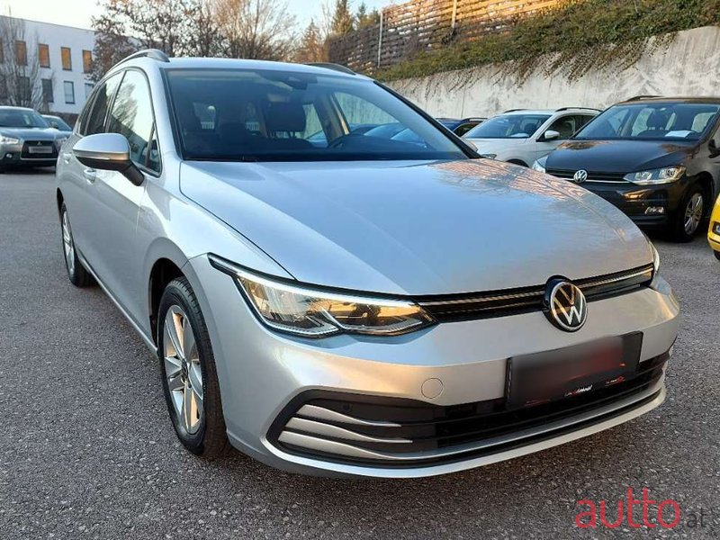 2021' Volkswagen Golf photo #1