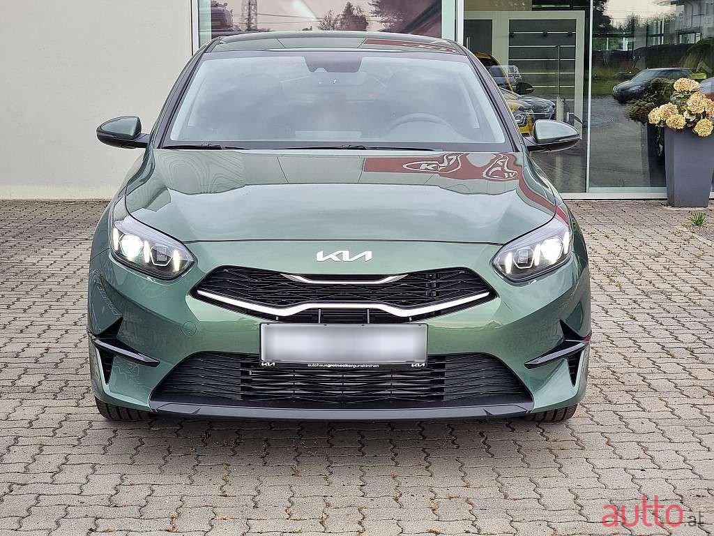 2023' Kia Ceed photo #6