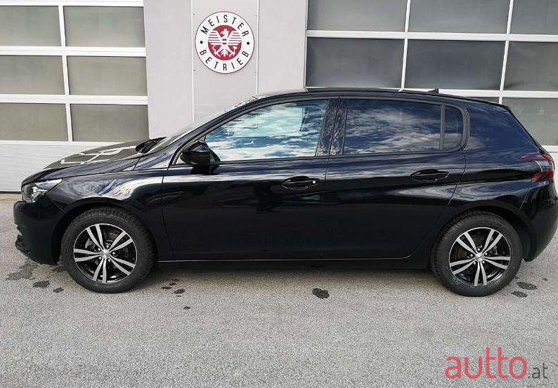 2018' Peugeot 308 photo #2