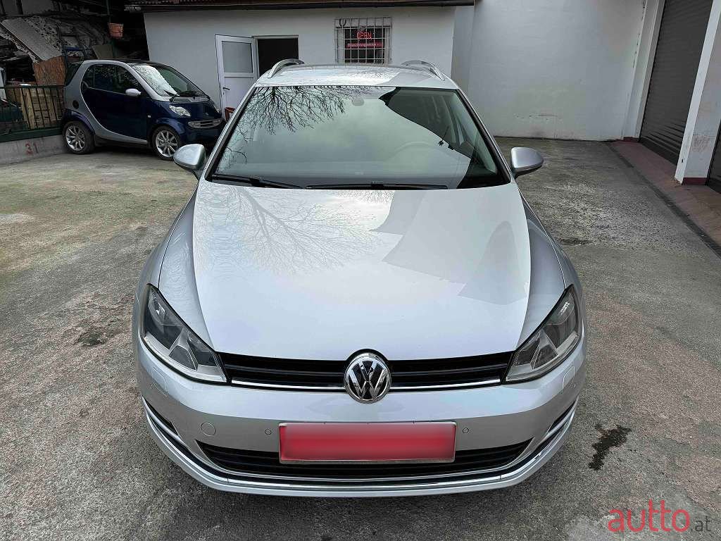 2016' Volkswagen Golf photo #3